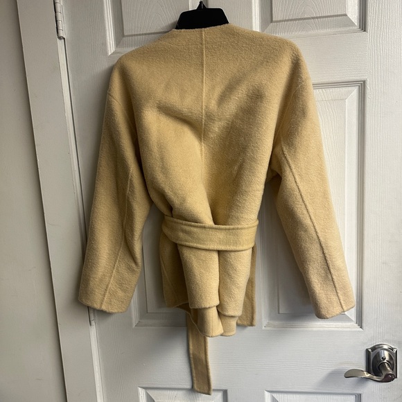 Giface Belted Cotton Jacket - Picture 3 of 7